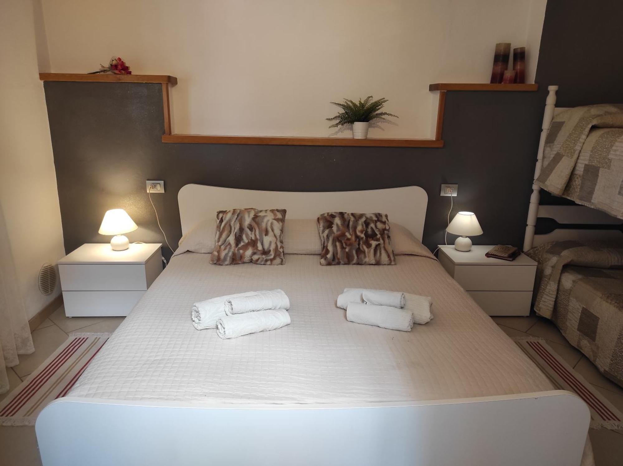 Vezio Hill House Apartment Perledo ภายนอก รูปภาพ