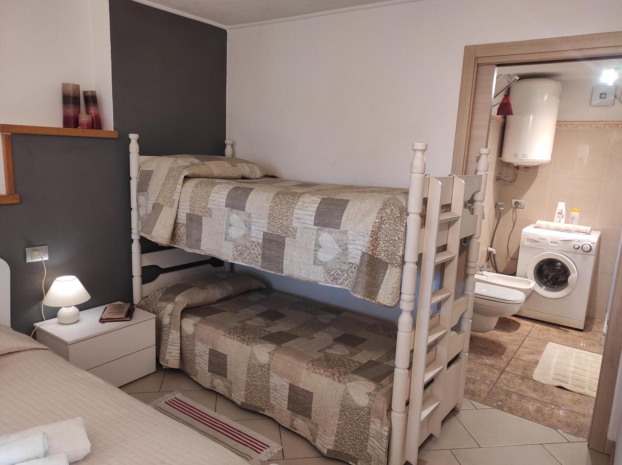 Vezio Hill House Apartment Perledo ภายนอก รูปภาพ